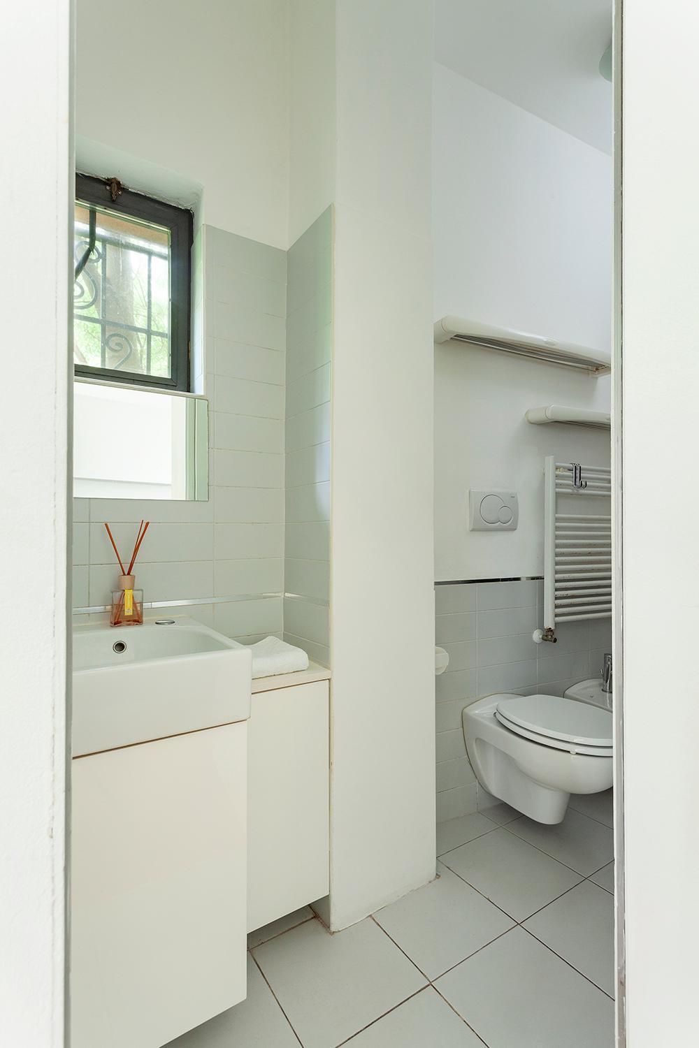 Duplex Luminoso In Zona Residenziale Milaan