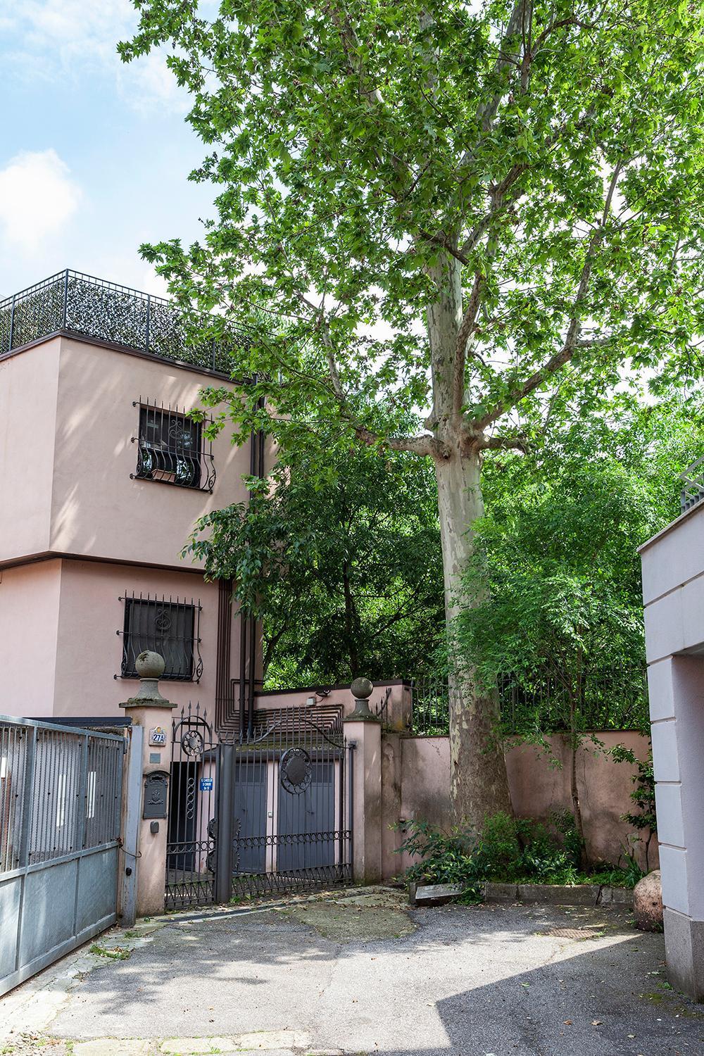 Duplex Luminoso In Zona Residenziale Mailand